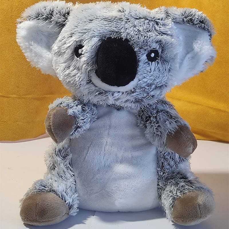 Bouillotte peluche chauffante Koala gris, remplie de blé et de lavande, distribuée par Acaponcho, fabriquée en France pour une chaleur douce et naturelle.