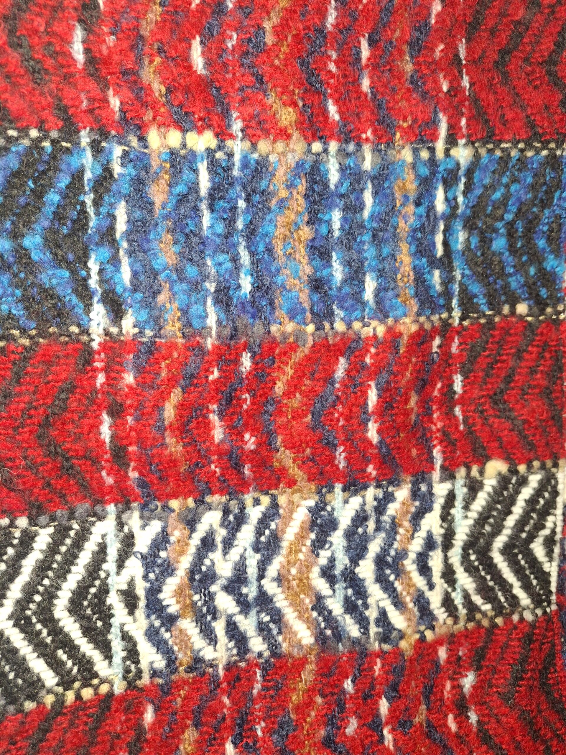 Echarpe Femme - Motifs raffinés et couleurs foncés - Ethnique douce et chaude – Image 3